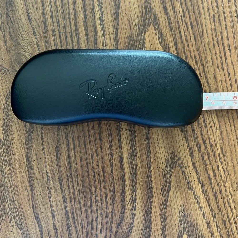 Ray Ban glasses case with box - Picture 4 of 6